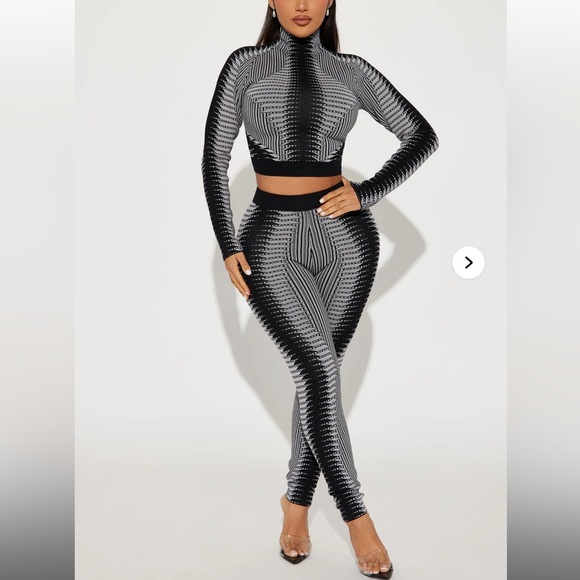 Fashion Nova Other - Black and Gray Women's Set